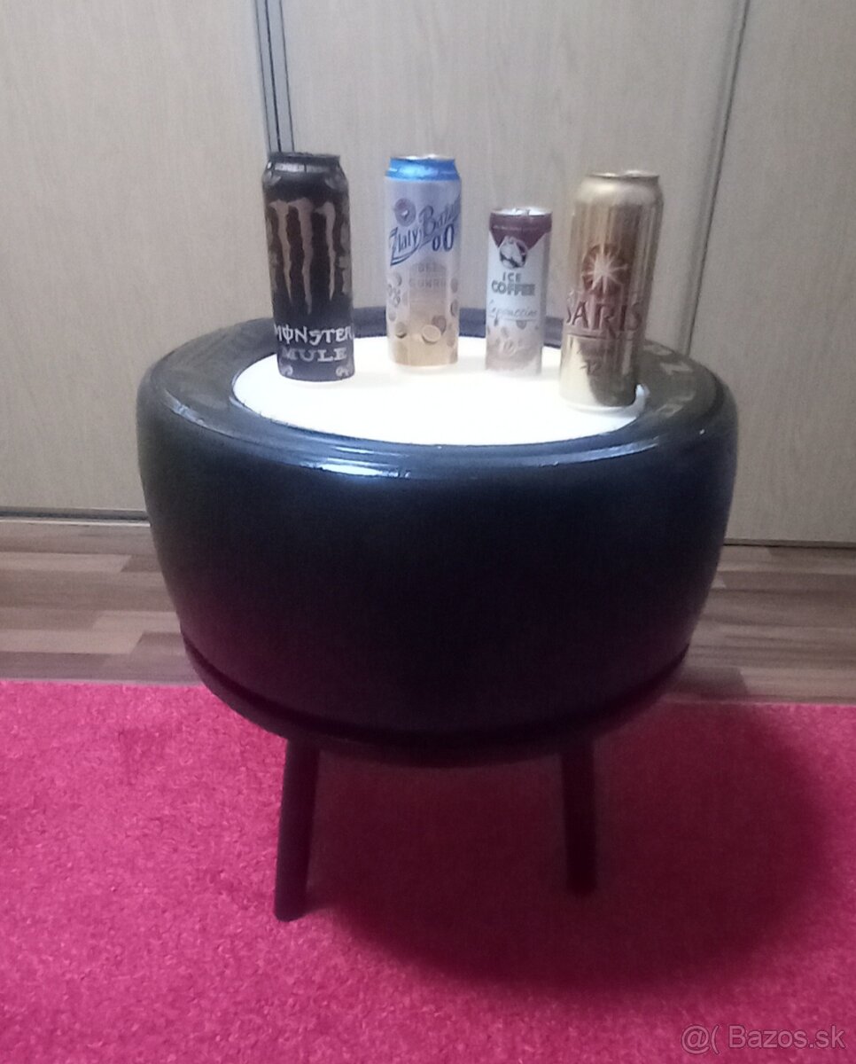 Stôl z pneumatiky formule 3000 - 7