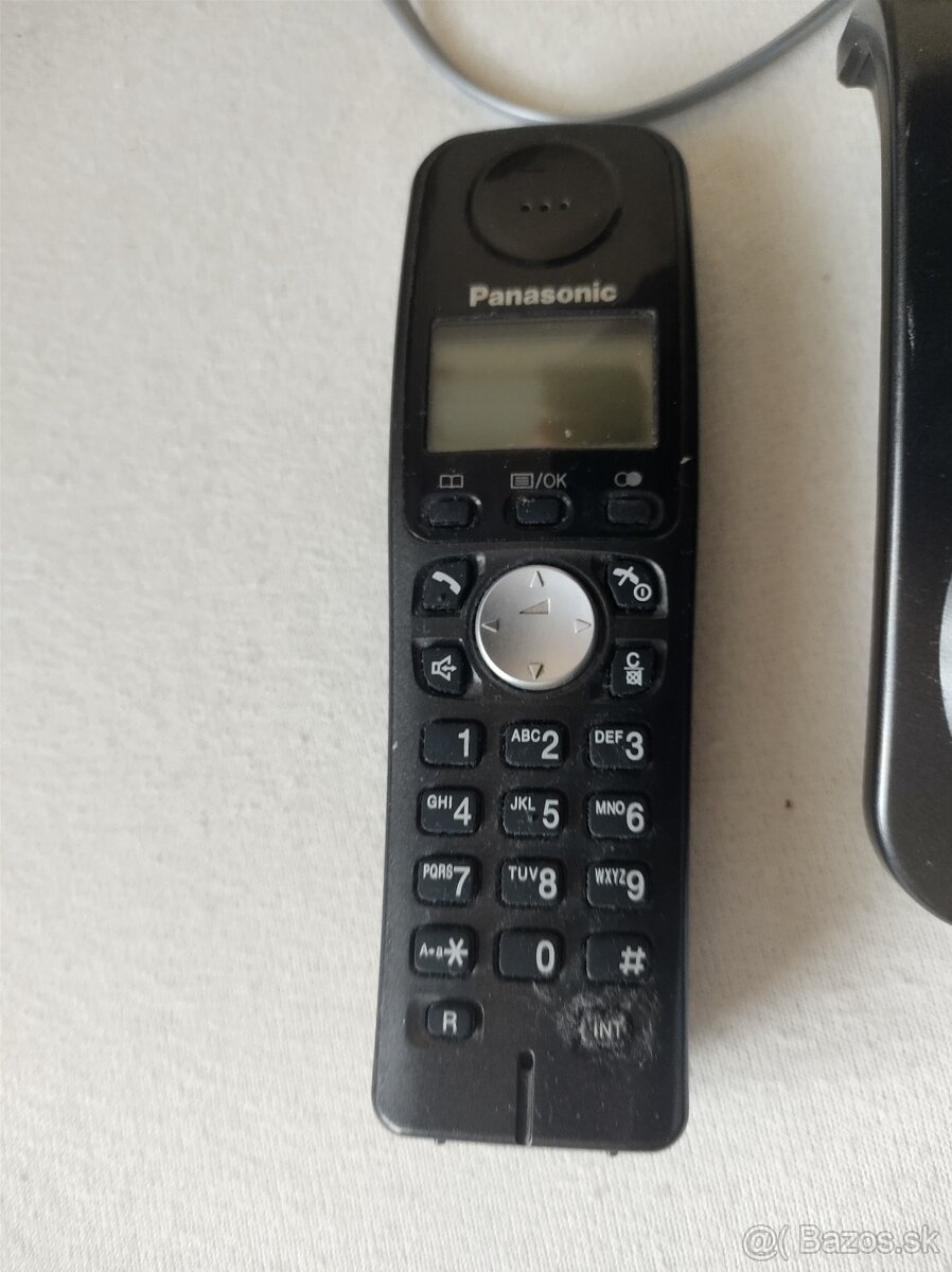 -18- Telefóny na pevnú linku - 7