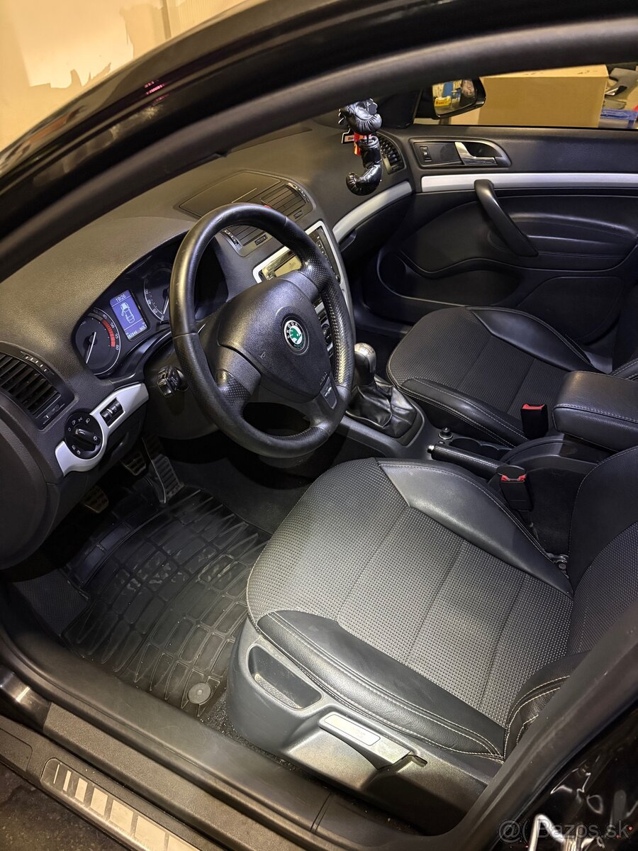 Škoda Octavia 2 RS 2.0TDi - 7