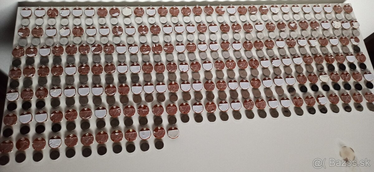 Blikajuce LED diody nalepovacie + baterka 3V CR2025 - 7