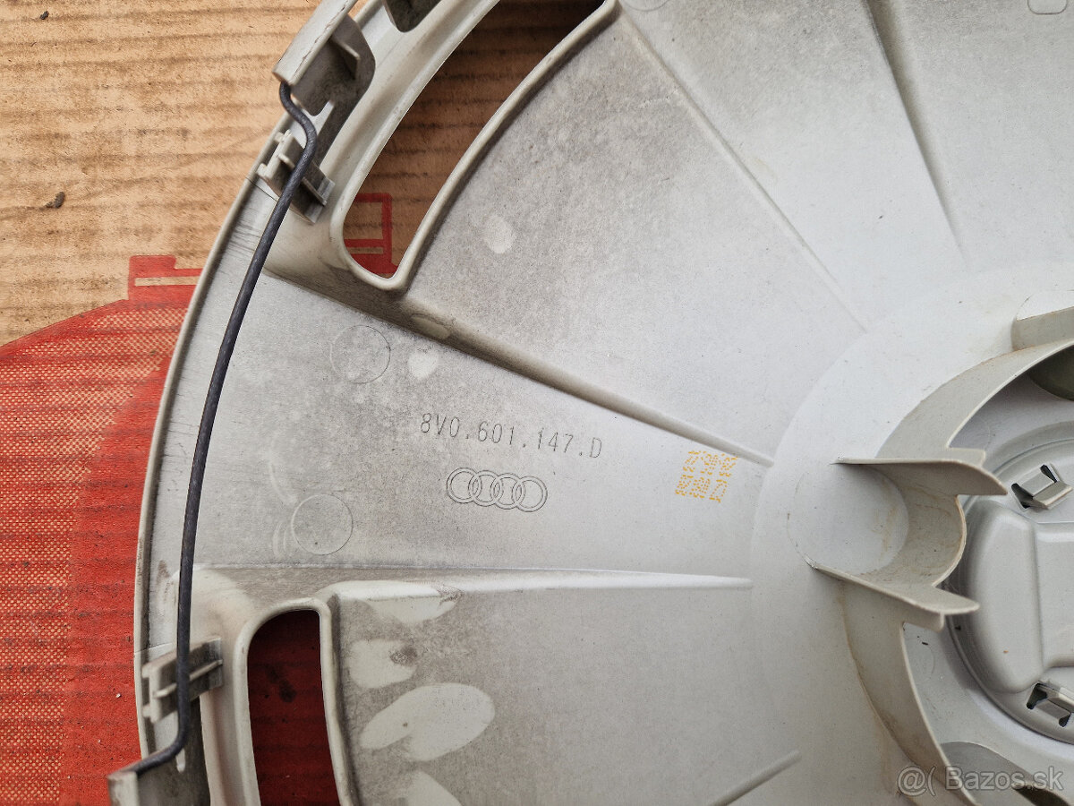 R16 puklice audi r16 kryty kol disku 16 Puklice Audi - 7