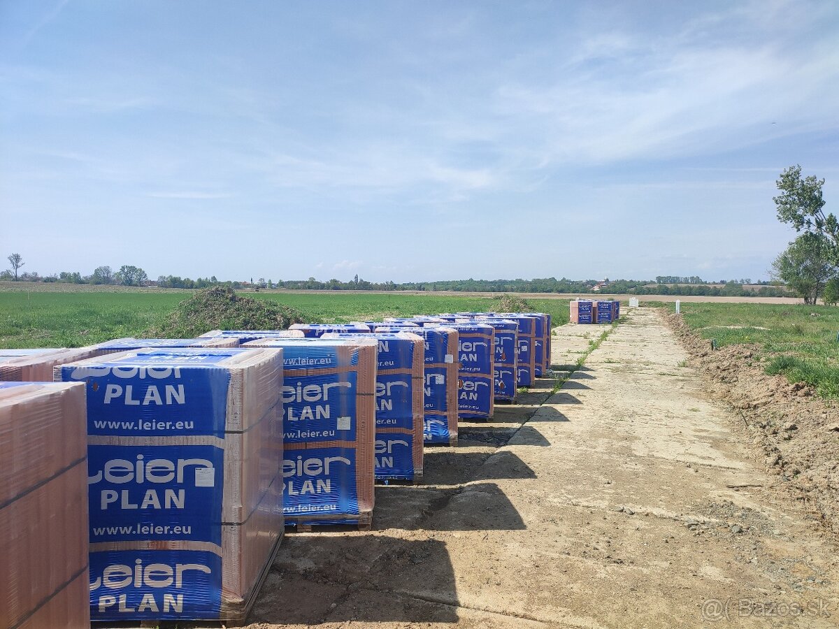 Predaj 3 pozemkov v obci Hnojné - 7