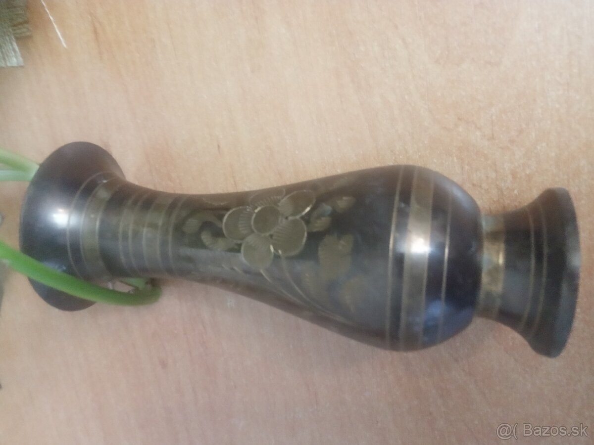 Vázy, svietniky mosadzné. - 7