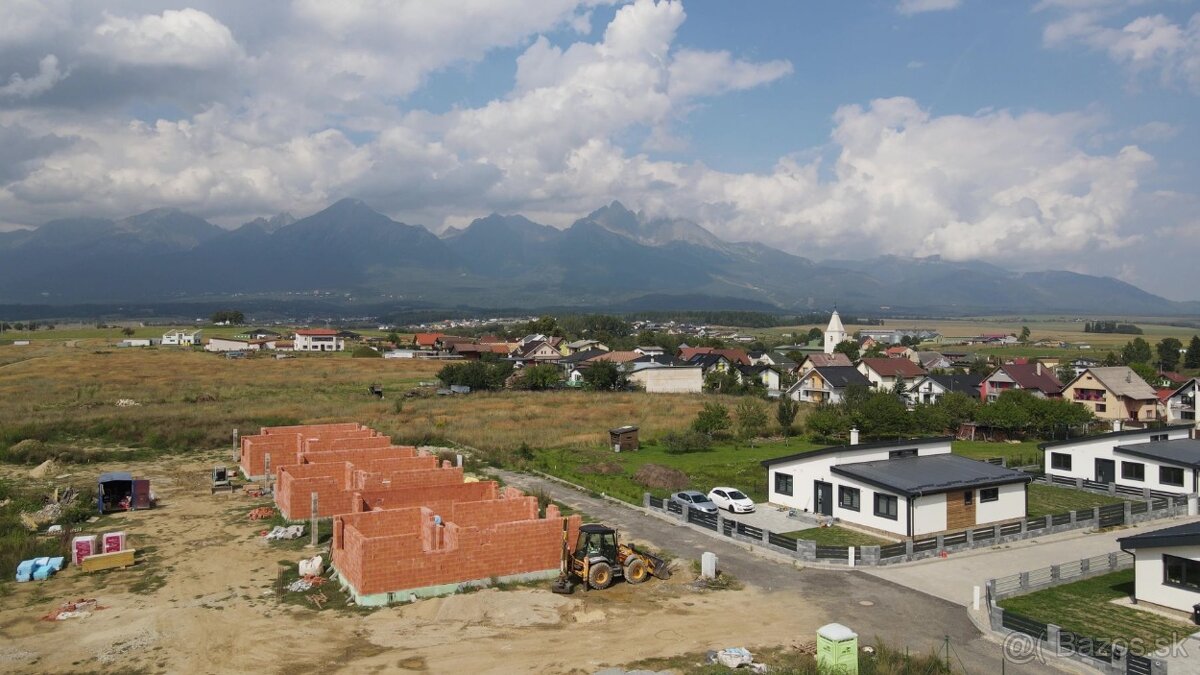 Nadčasové rodinné domy v skvelej lokalite pod Tatrami - 7