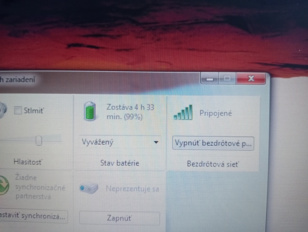 predám Lenovo Thinkpad A475 , AMD PRO A-12 , 8gb ram , Win 7 - 7