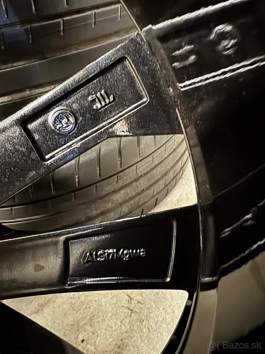 ORIGINAL SKODA KAROQ SPORTLINE R18 5x112 225/50/18 - 7