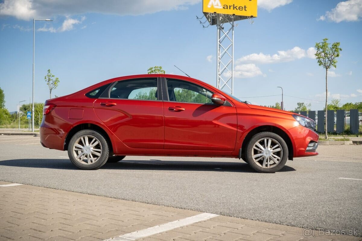 Lada Vesta LUXE Blackline 1.6 - 7