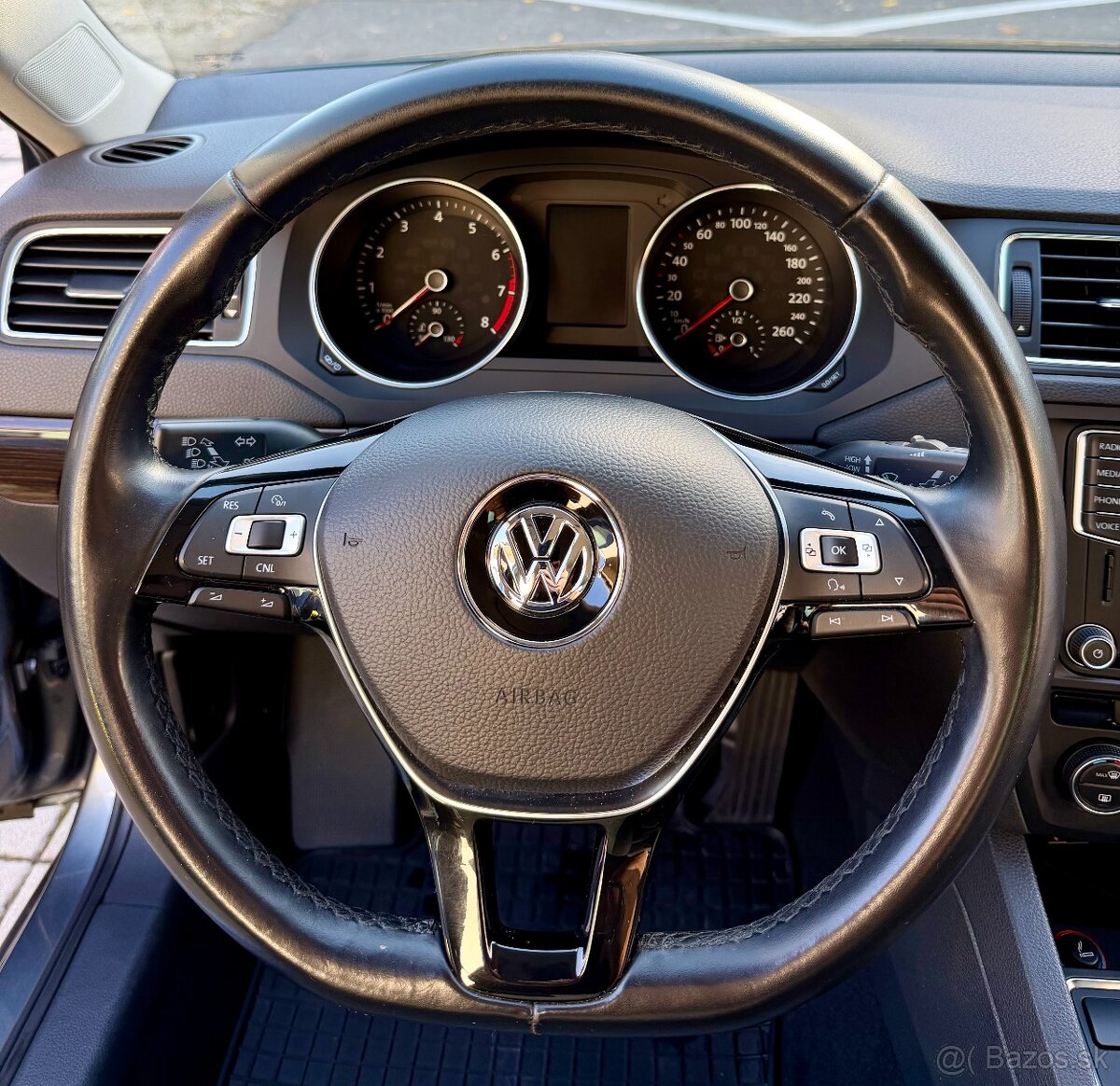 Volkswagen JETTA - 7