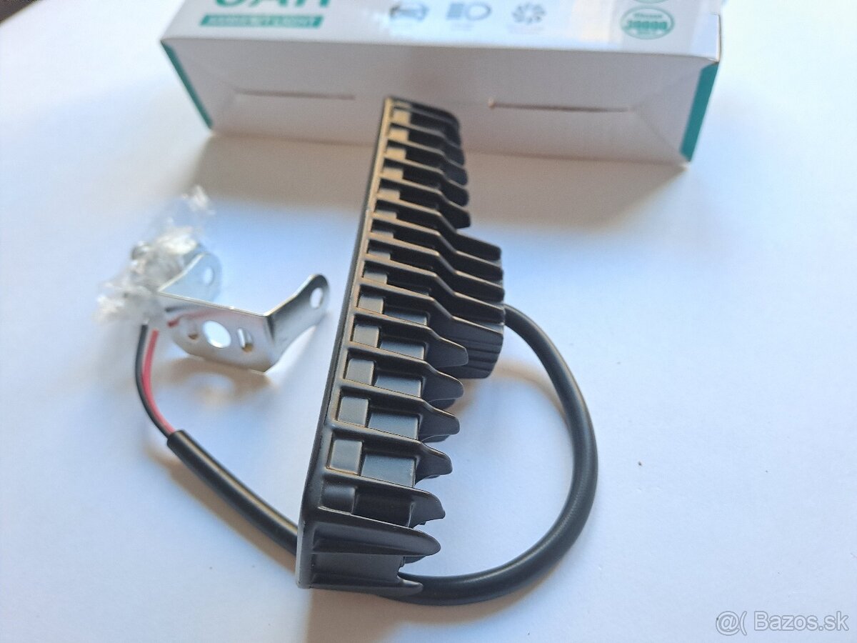 LED Pracovné svetlo 60W Diaľkove + držiaky - 7