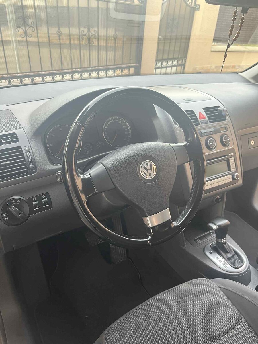 VW TOURAN 2.0 TDI - 7