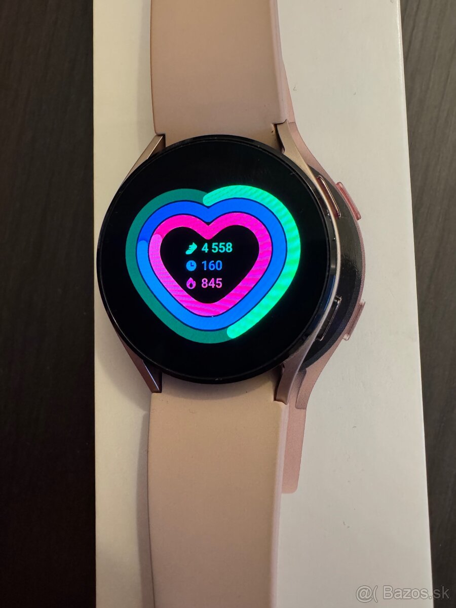 Predám smart hodinky Samsung Galaxy Watch4 - 7