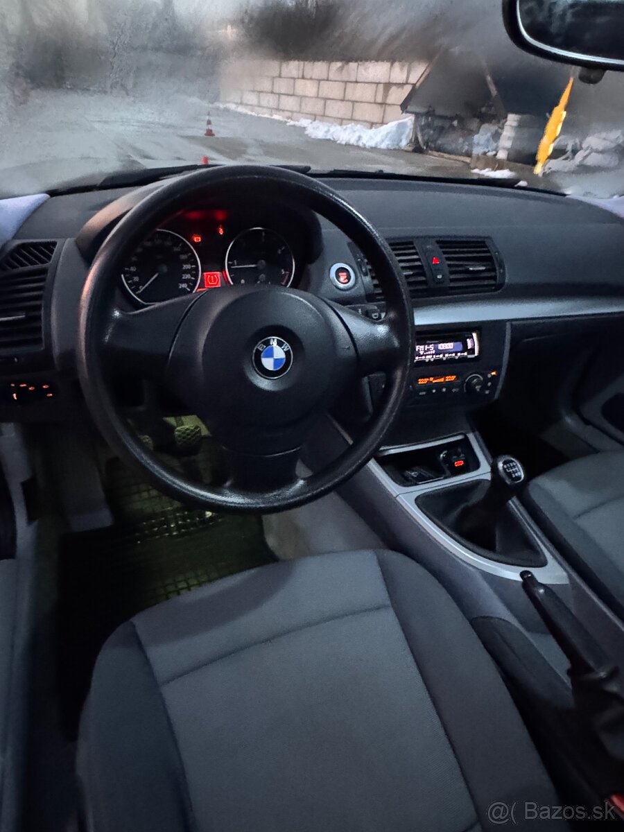 ✅ BMW 1 120d - 7