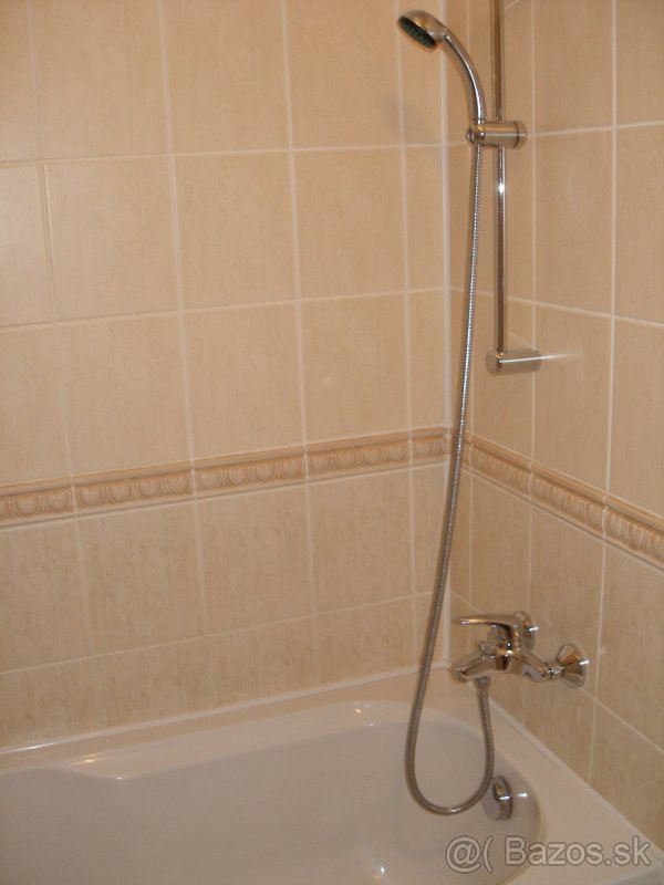 Vymenim 2 izbovy byt za 5 izbovy + DOPLATOK - 7