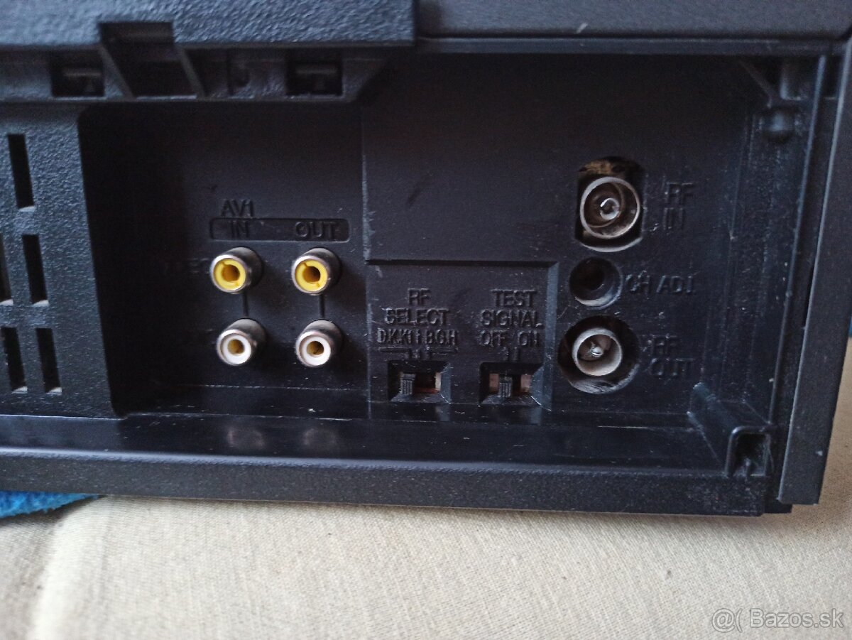 Panasonic VHS recorder - 7