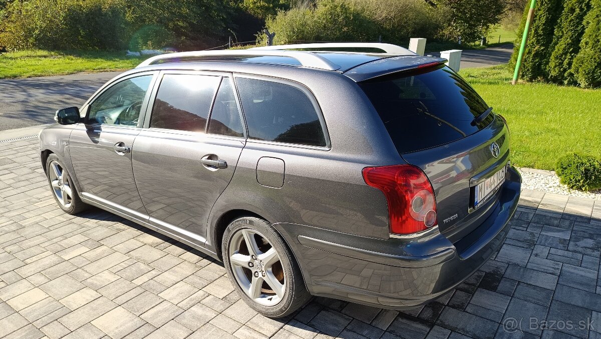 Predam Toyotu Avensis 2.2 D4D-cat - 7