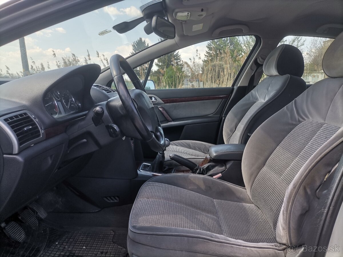 Peugeot 407 - 7