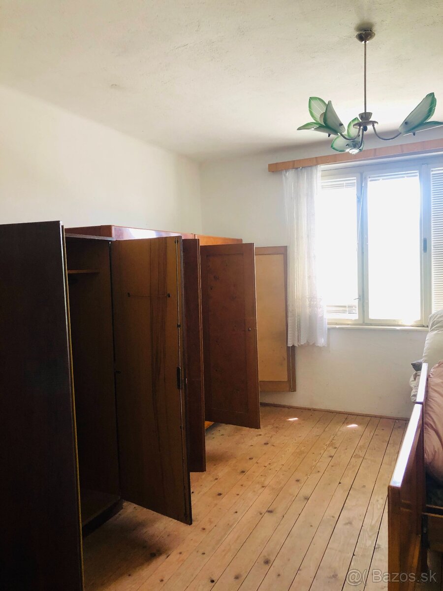 🏡 Rodinný dom s potenciálom v centre obce Vyšná Hutka - 7