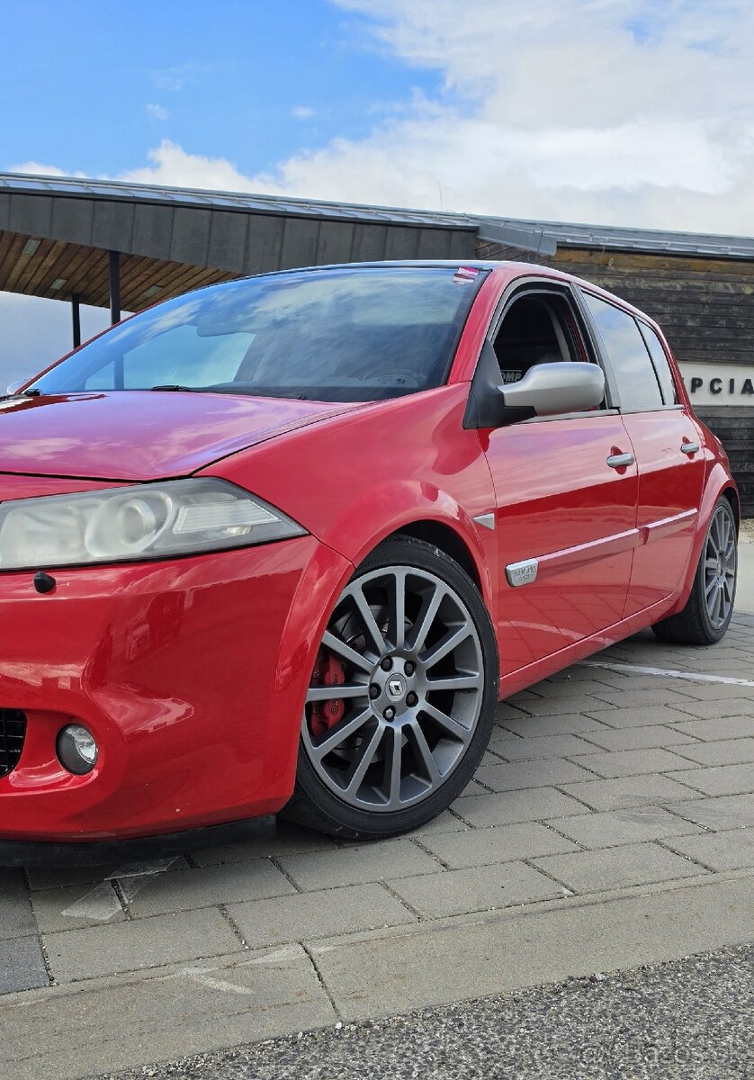 Predám Renault Megane RS 2.0T - 7
