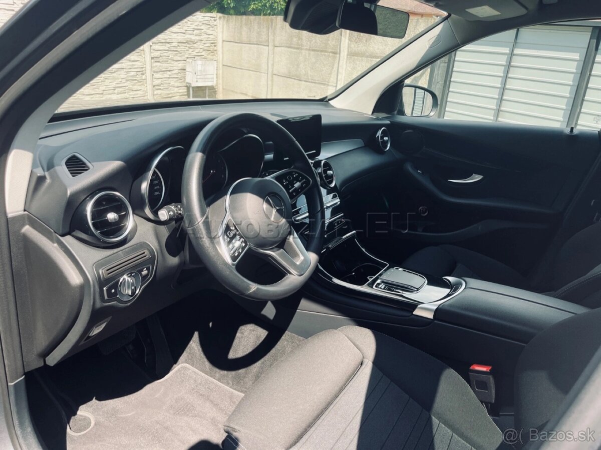 Mercedes-Benz GLC SUV 300 e 4MATIC A/T - 7