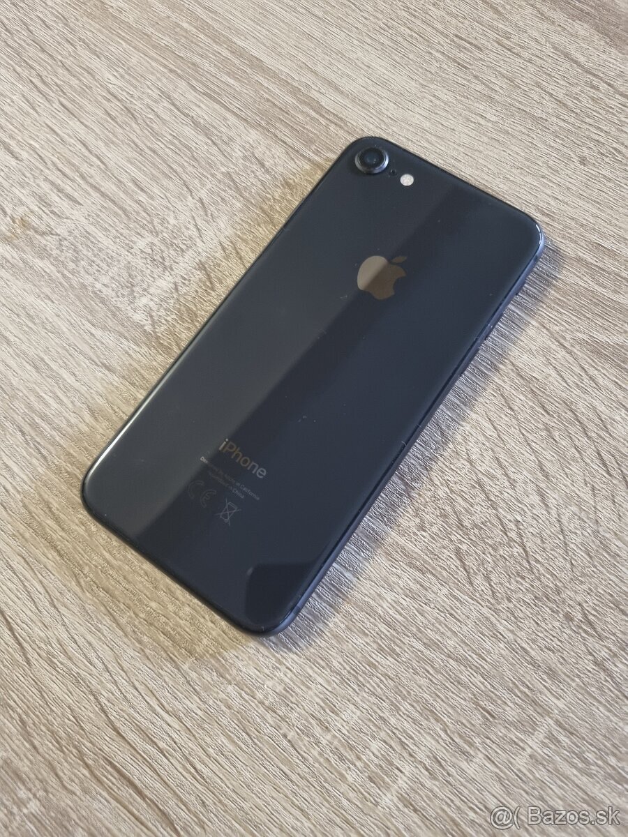 iPhone 8 / 256GB / Nová Batéria / Super stav - 7