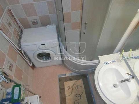 Predaj priestranného 4-izbového bytu s potenciálom... - 7