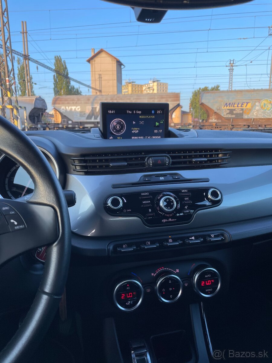 Alfa Romeo Giulietta 1,4 125kW - 7