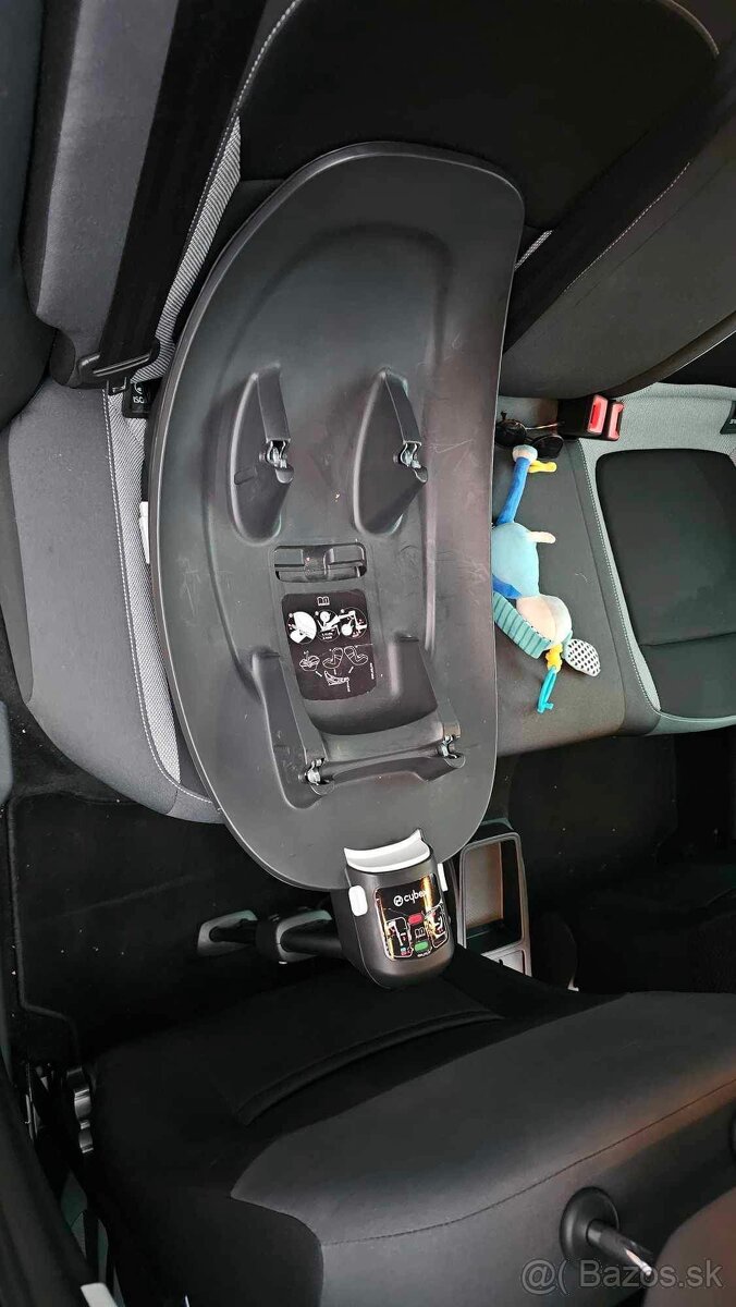 autosedacka Cybex ATOM M i-size so zakladnou - 7