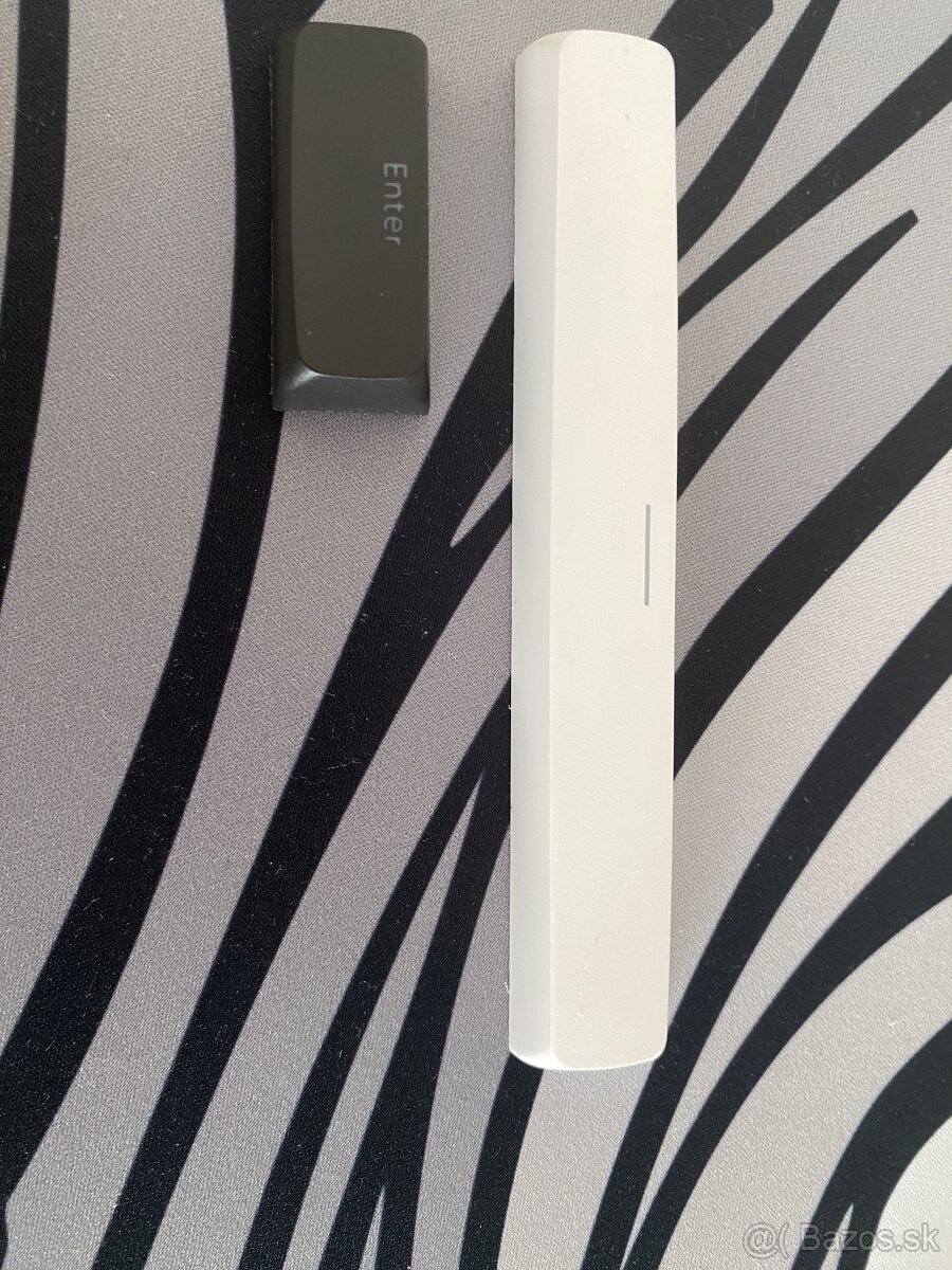 Predám mechanickú klávesnicu Dark Project 87 Fuji. - 7