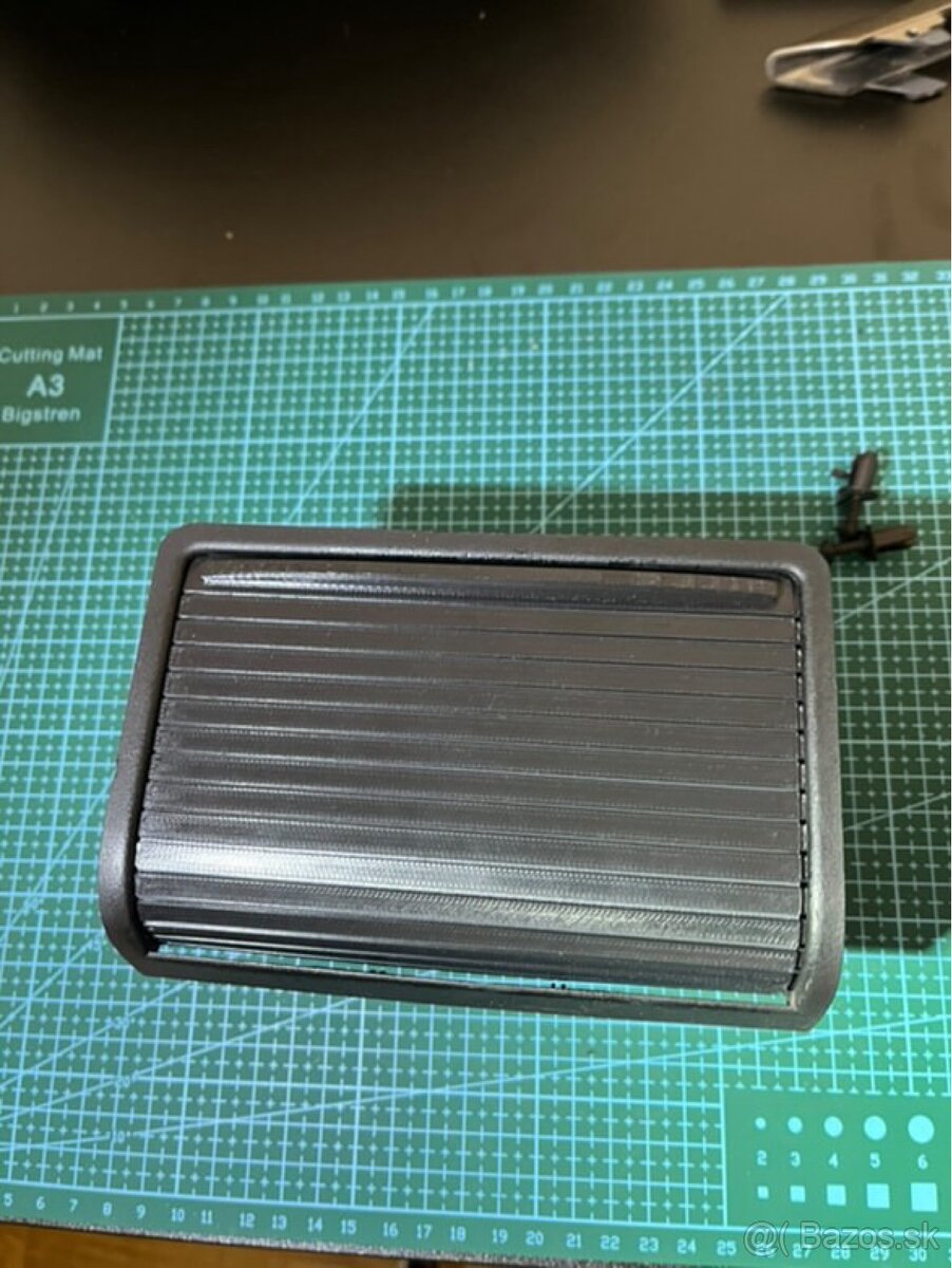 BMW E46 Roletka zadného popolníka - 7