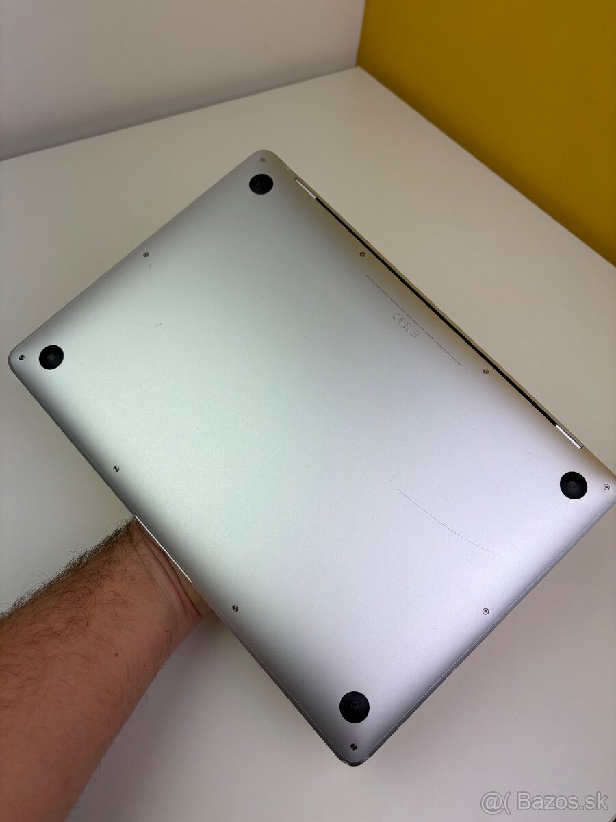 Predam vymenim Macbook Air 13” 128GB Silver 2019 - 7