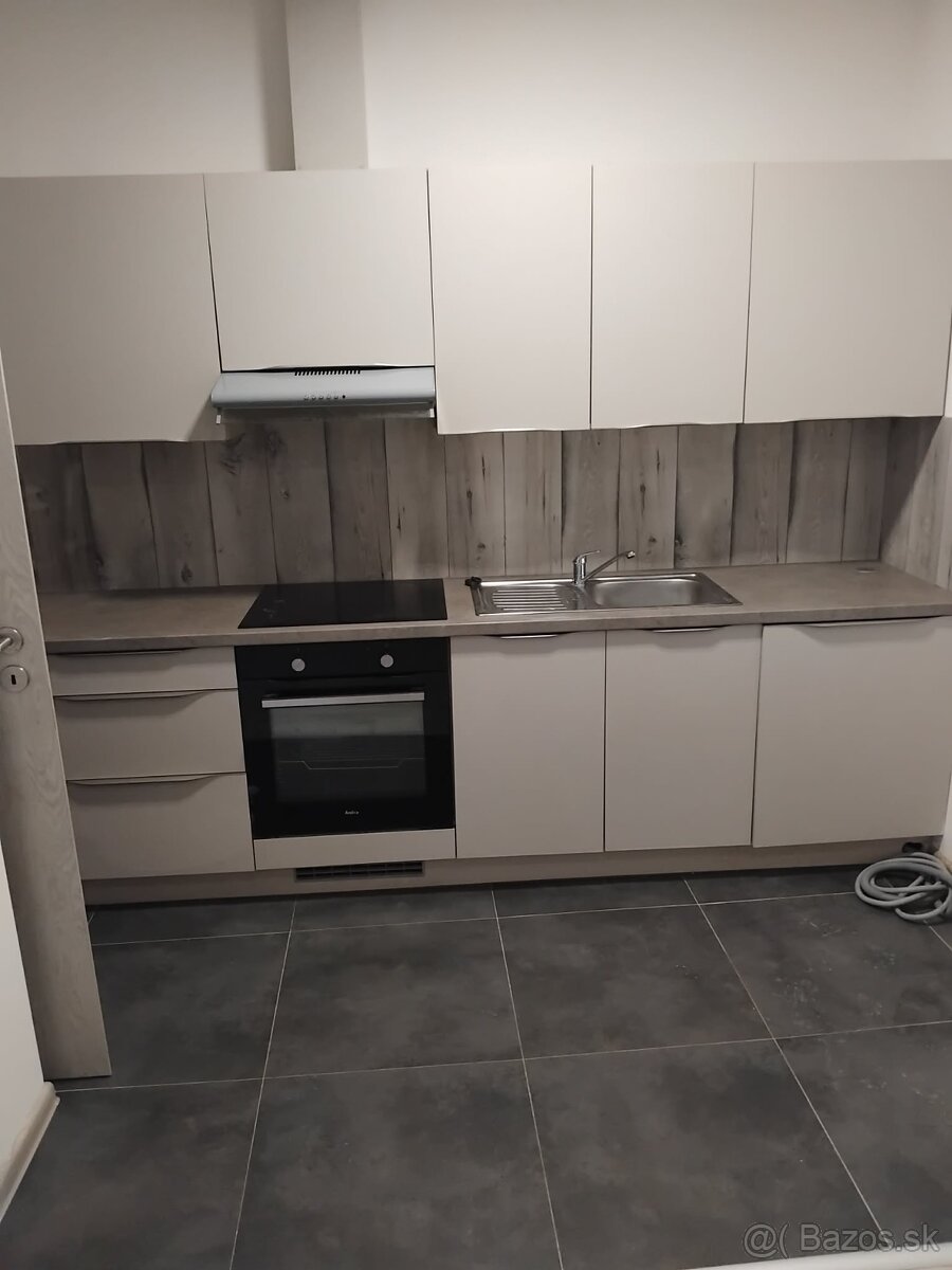 Prenájom - 7