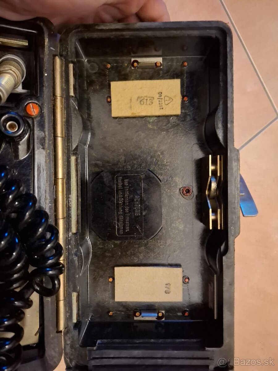 Vojenský telefón - 7