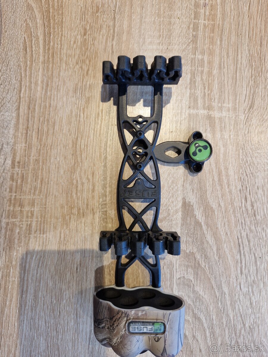 Kladkový luk hoyt - 7