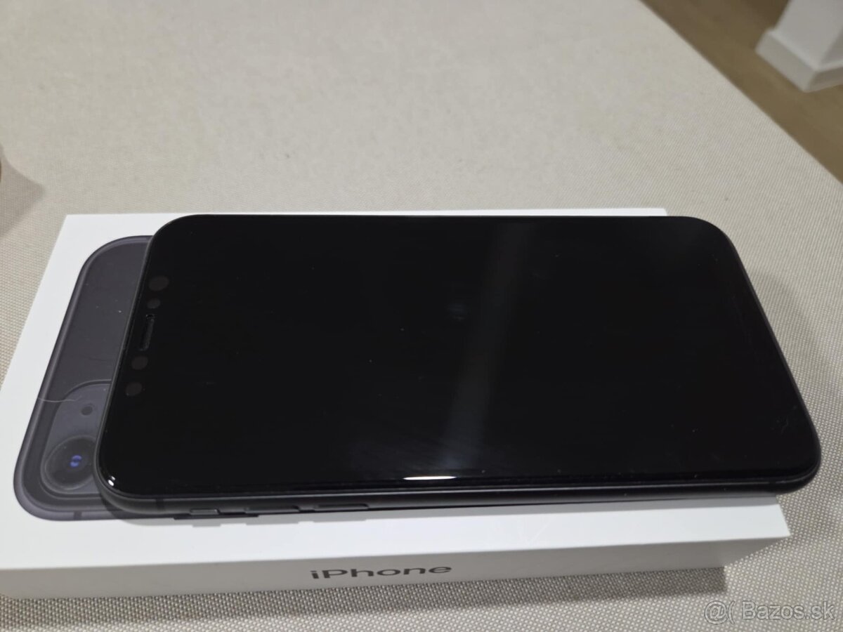 iPhone 11, 64 GB, čierny – výborný stav - 7