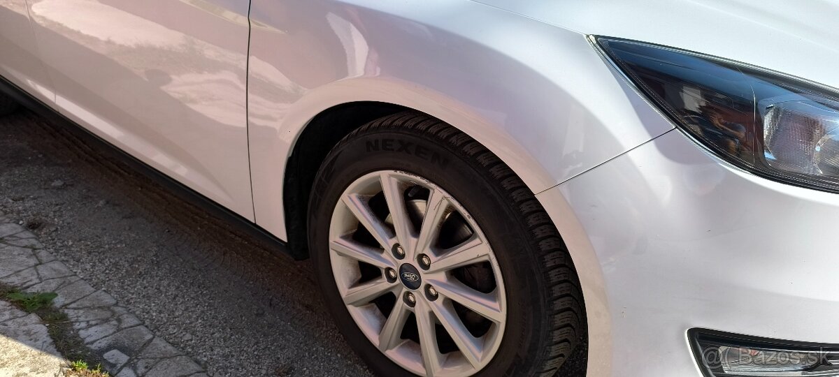 Ford Focus Kombi 1.0 EcoBoost Titanium X - 7