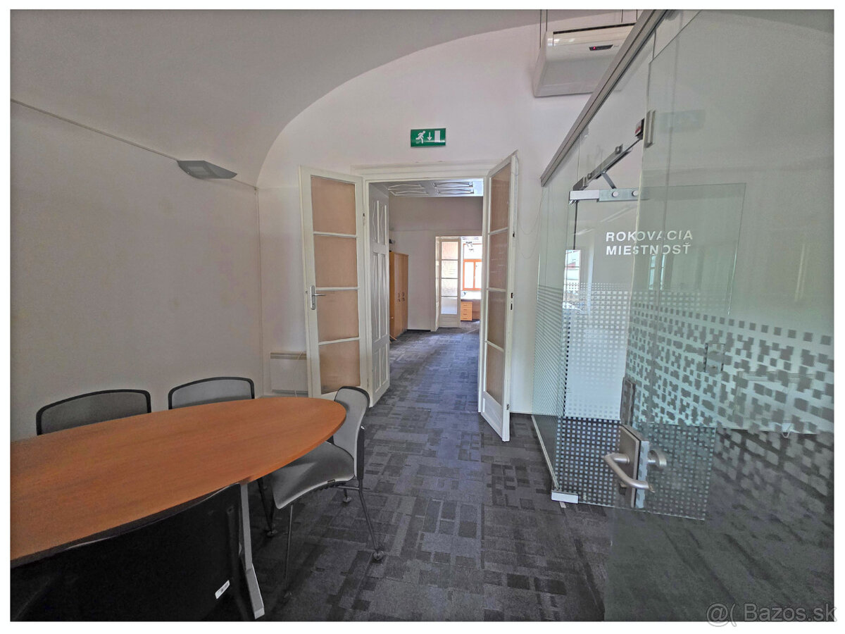 PRIAME CENTRUM / NÁMESTIE SNP BB / PRIESTORY / 131 m2 / - 7