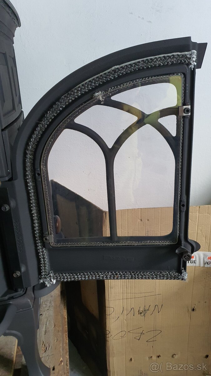 Liatinové kachle Jotul F 600 CB čierný lak - 7