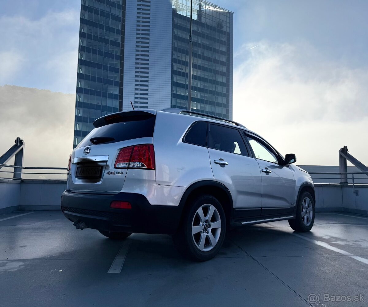 Predám Kiu Sorento rv 2011,145kw - 7
