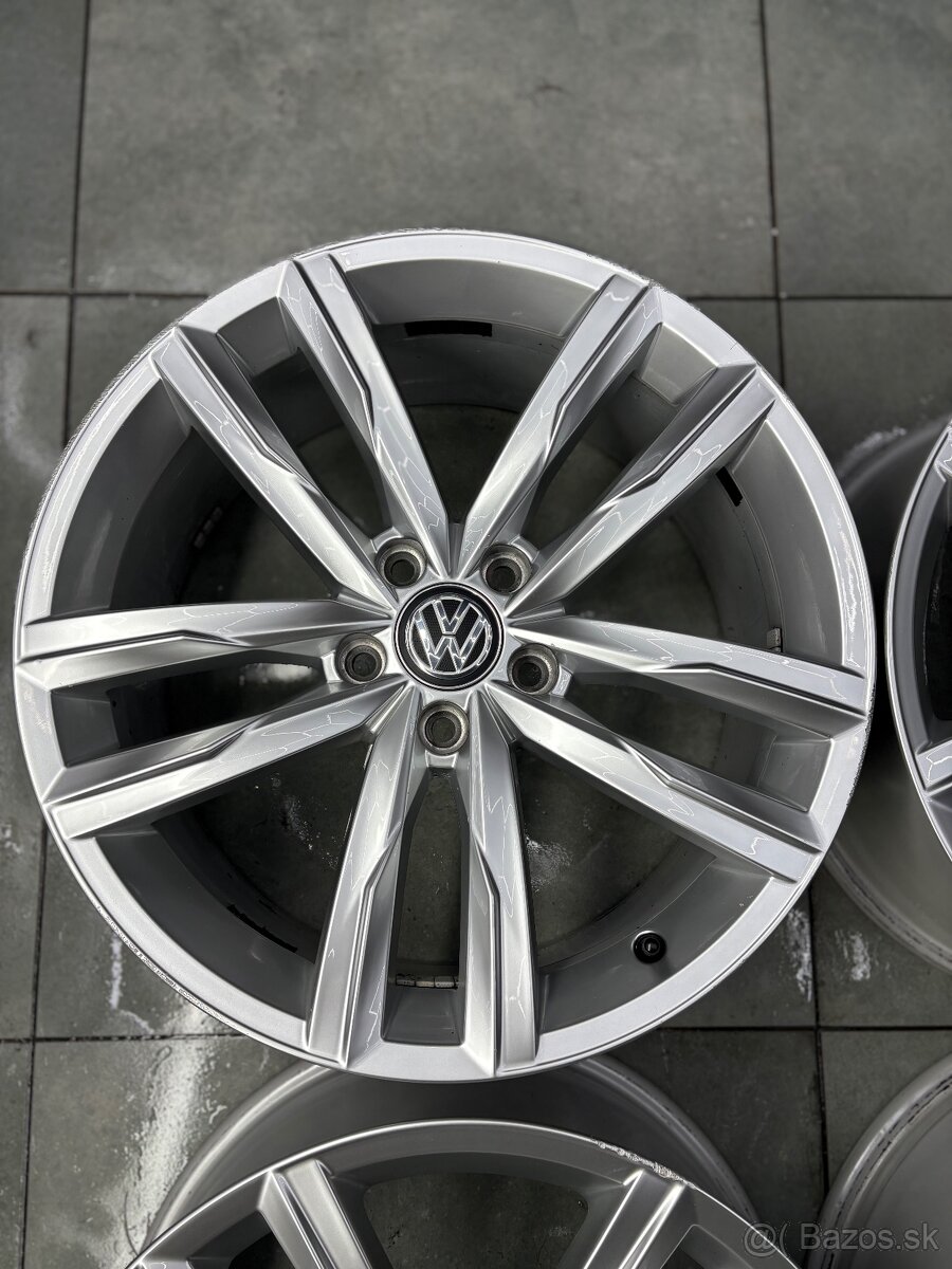 5x112 r18 Dartford Passat B 8 r Line - 7