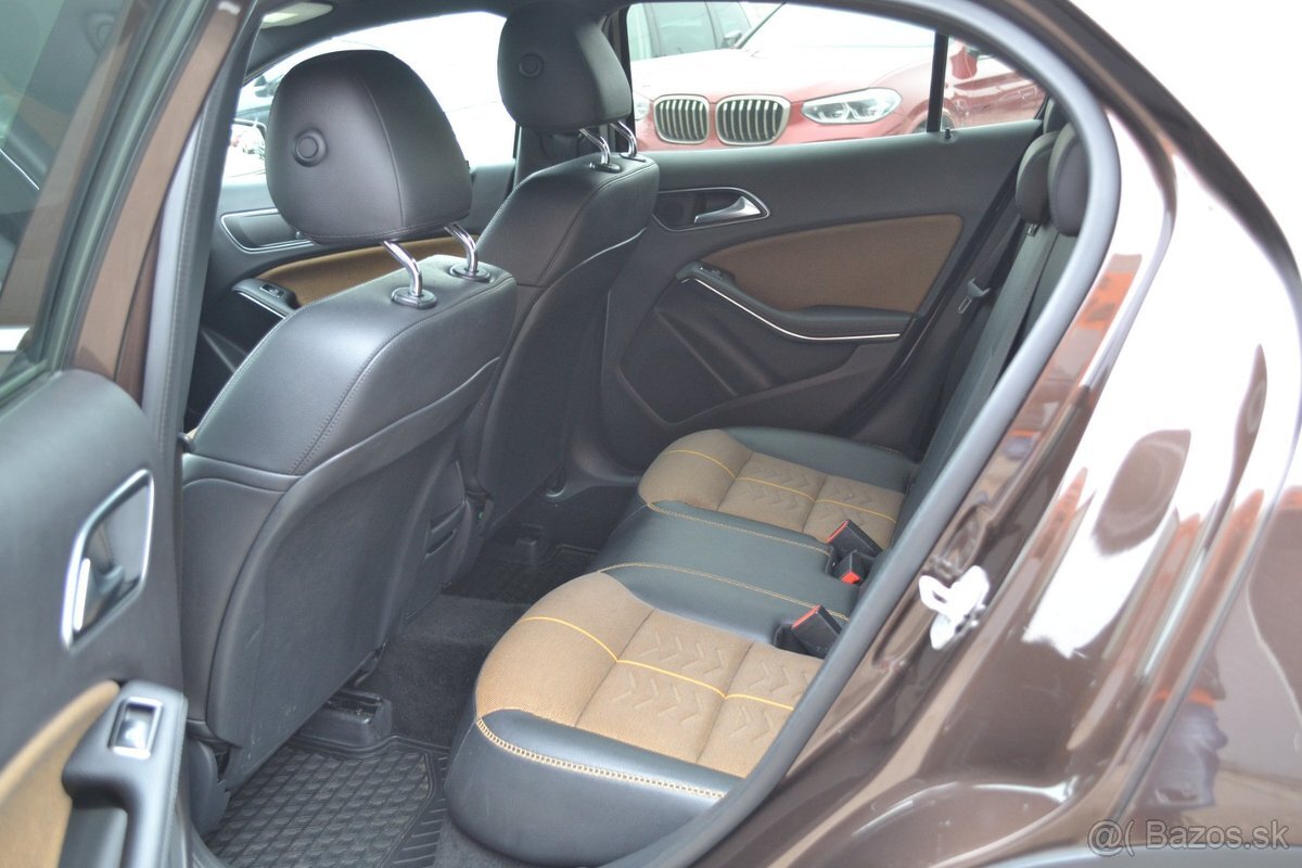 Mercedes-Benz GLA 200d A/T - 7