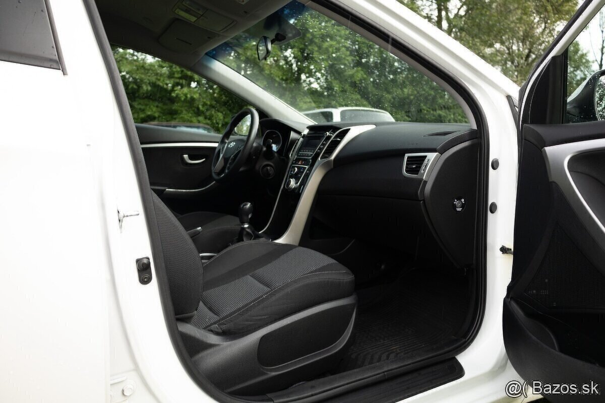 Hyundai i30 kombi - 7