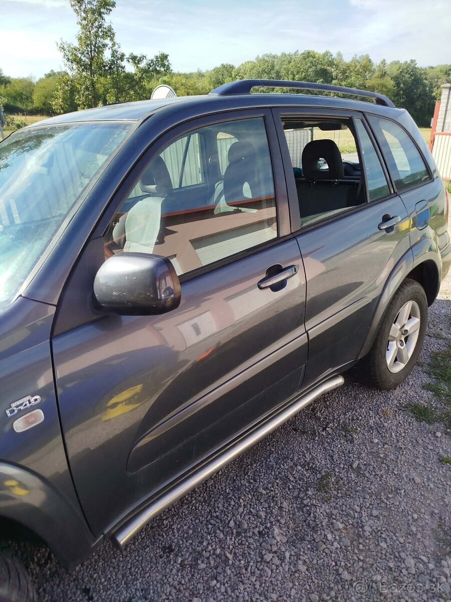 Toyota RAV4 - 7