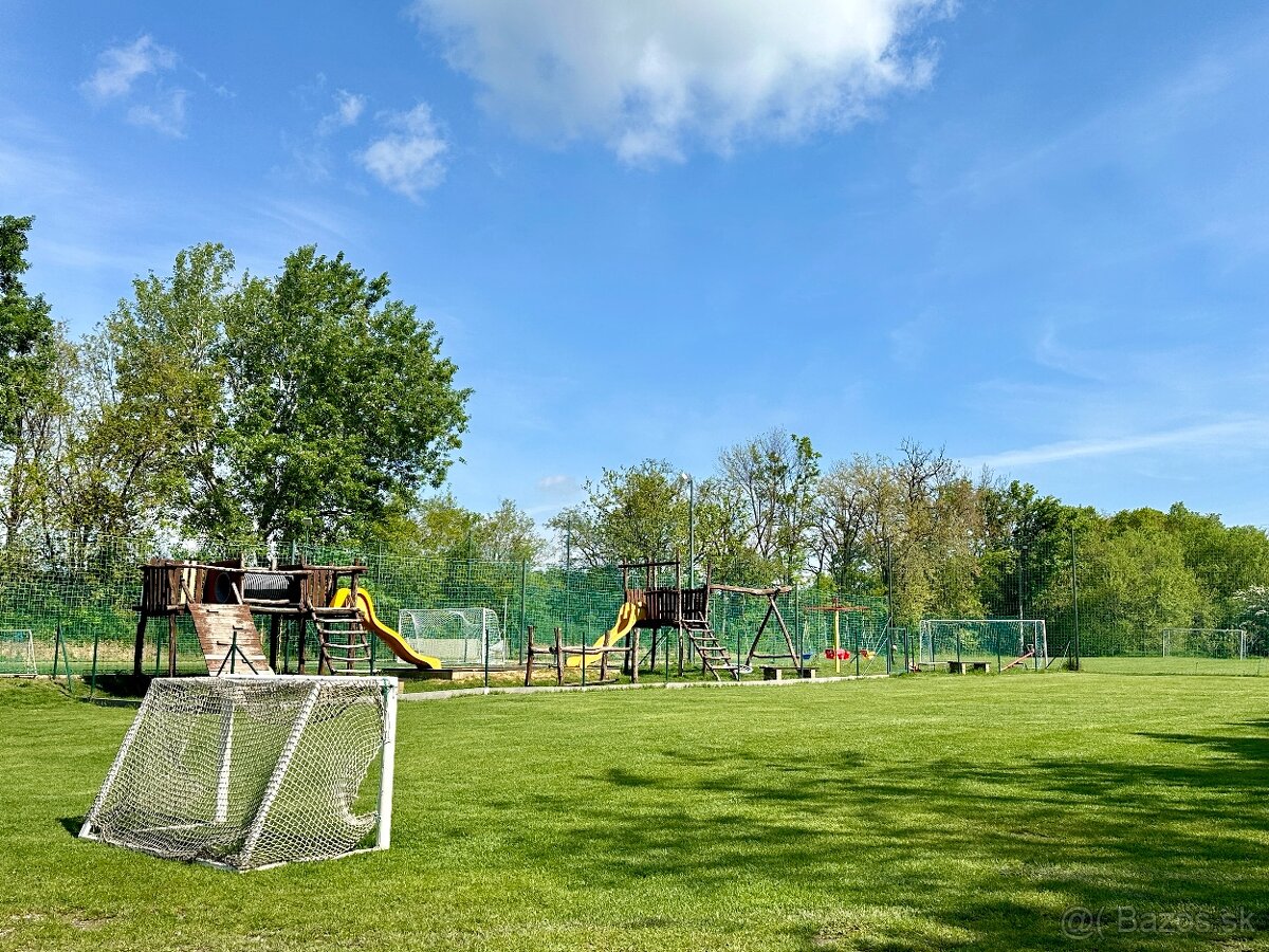 KALINKOVO, Rodinný dom v tichej lokalite obce - 7