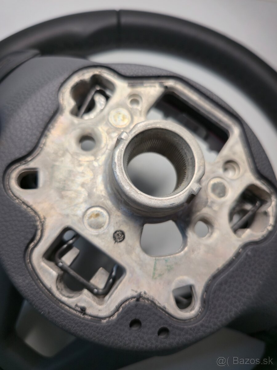 Vyhrievaný volant VW dsg tempomat - 7