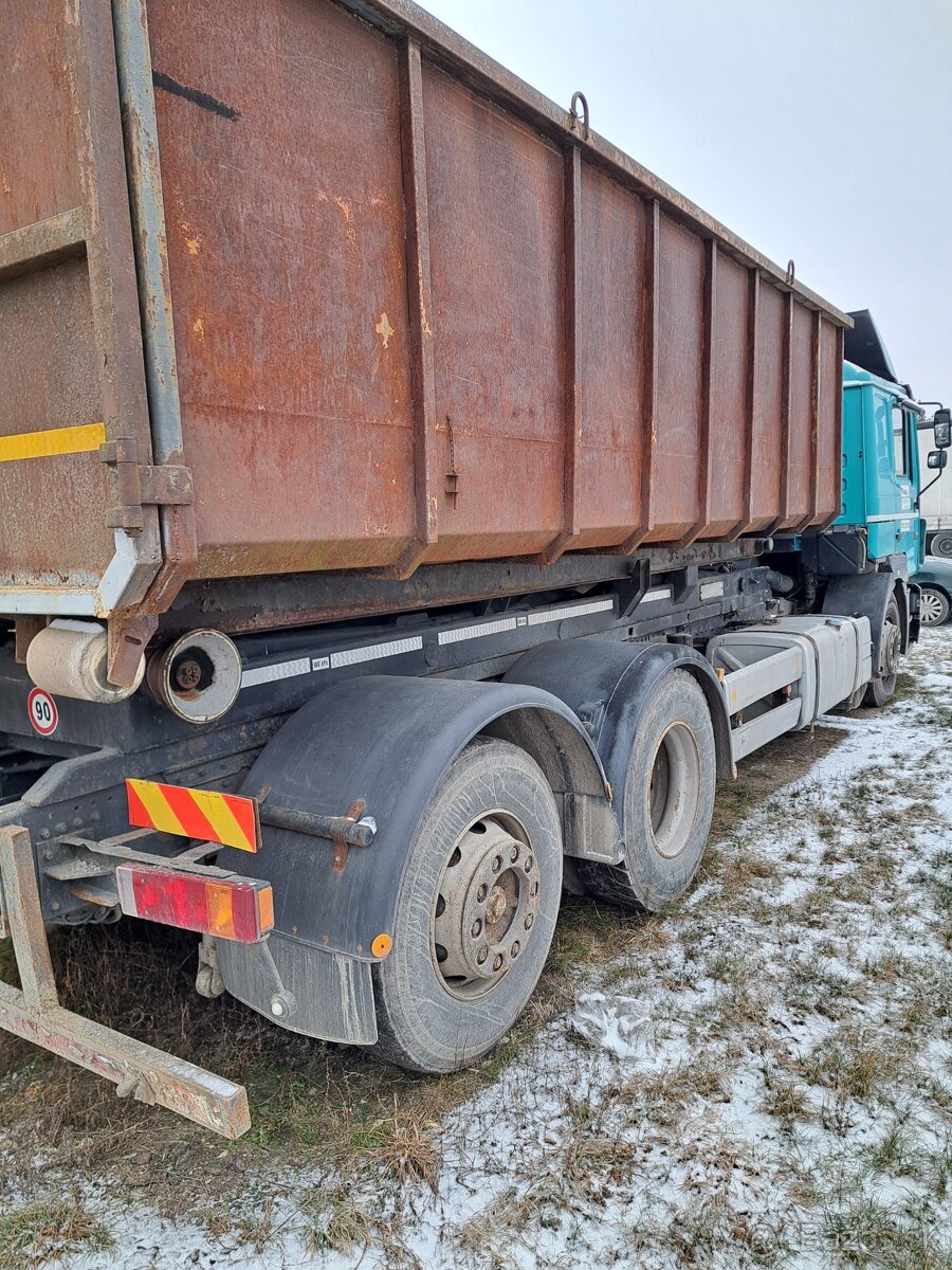 Hakovy nosic kontajnerov - 7