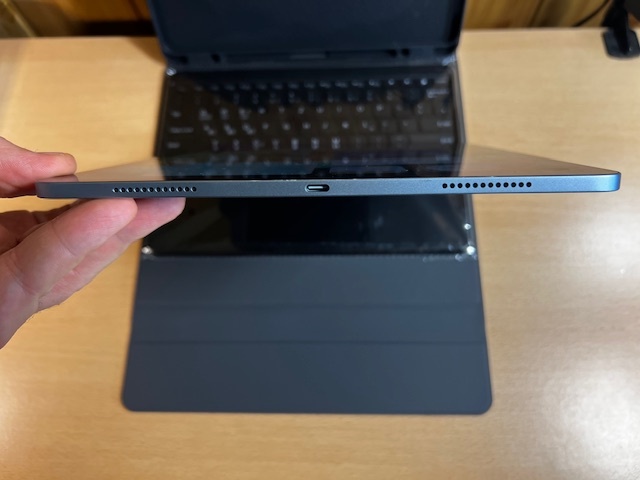 iPad Air 13-inch (M2) 128Gb Wi-Fi + klavesnica ako obal - 7