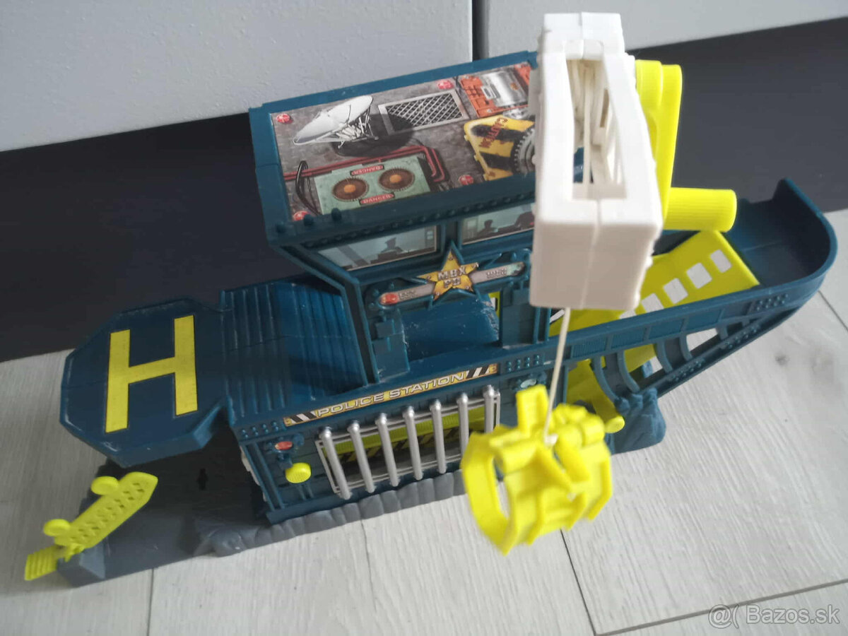 Matchbox - policajná stanica - 7