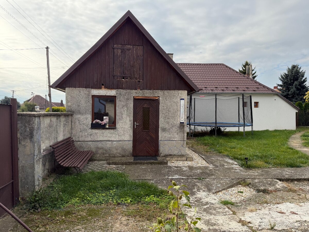 Na predaj rodinný dom s veľkým pozemkom, Pata - 7