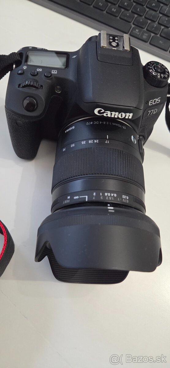 Canon EOS 77D - 7