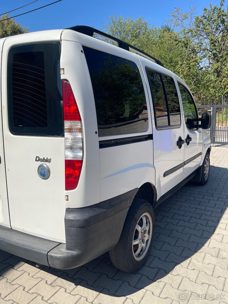 Fiat Doblo 1.2i - 7